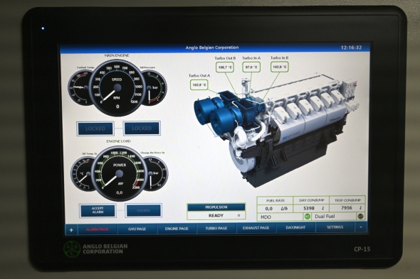 ���f�G���W������Ճ��j�^�[