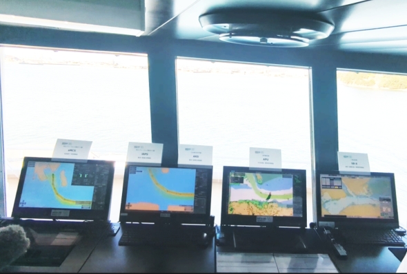 �����^�q�V�X�e�����\������V�X�e��