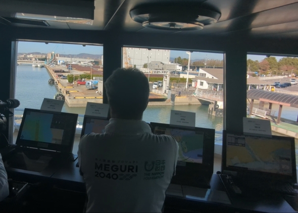 �V���R�`�ւ̎������V���O