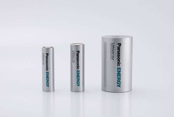 �p�i�\�j�b�N �G�i�W�[�̉~���`���`�E���C�I���d�r