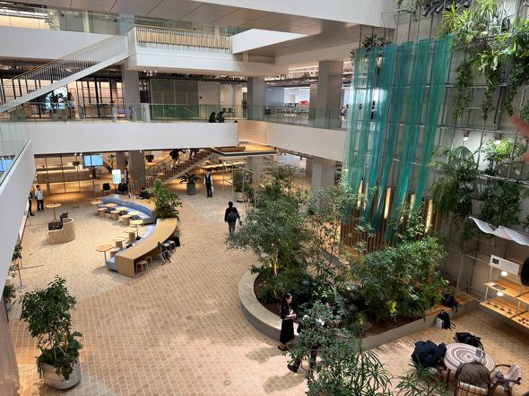 �C�m�x�[�V�����^���n�t���A�̐��������ӏ��̗l�q