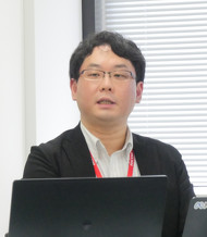 ���R�[�W���p�� �f�W�^���T�[�r�X���{�� ���[�N�v���C�X�G�N�X�y���G���X���ƃZ���^�[ �t�B�[���h�\�����[�V������掺 �t�B�[���h�\�����[�V�������O���[�v�̑O�@�B��