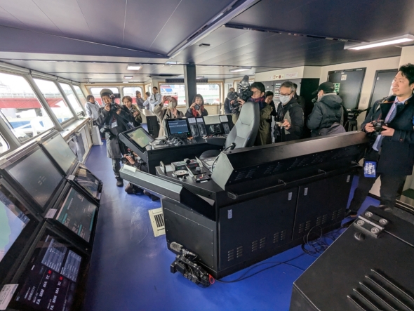 ���q�R���e�i�D�u����ԁv�̑��ǎ�