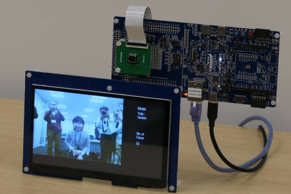 �uRA8P1�v�̊J���{�[�h�Ɋ�F���A���S���Y�����ǉ����ꂽ