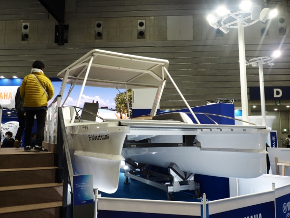 �d���J�^�}�������uE-Watatsumi�v