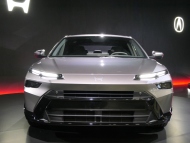�uHonda Hybrid Sedan Prototype�v�̃t�����g�r���[