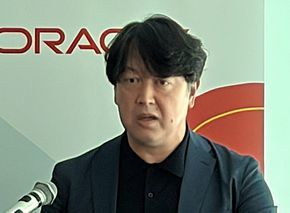 ���{�I���N���̉��~��뎁