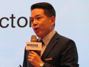 �A�h�o���e�b�N��Miller Chang��