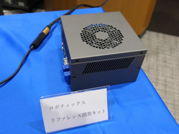 AAEONのロボティクス開発キットはBOX PCに収められている