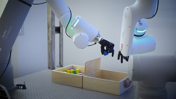 ABB Robotics�̋������{�b�g�uGoFa�v