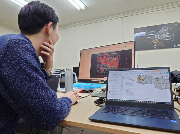 �q���J���̒��j�ɁuAutodesk Fusion�v�����p
