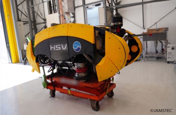 JAMSTEC�̎����]���p�������^�r�[�N���uHSV�v