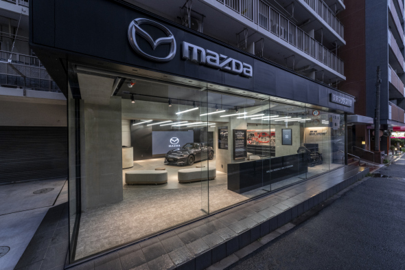 �uMAZDA HERITAGE SPACE FUKAGAWA�v�̊O��