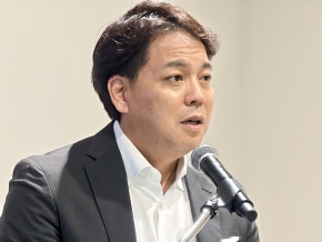 �C���e���̑�쐽��