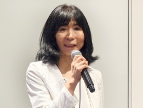 �C���e���̒��c�ޕ䎁