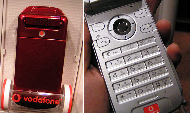 送料込】 Vodafone ボーダフォン 802SH red レッド ガラケー 携帯
