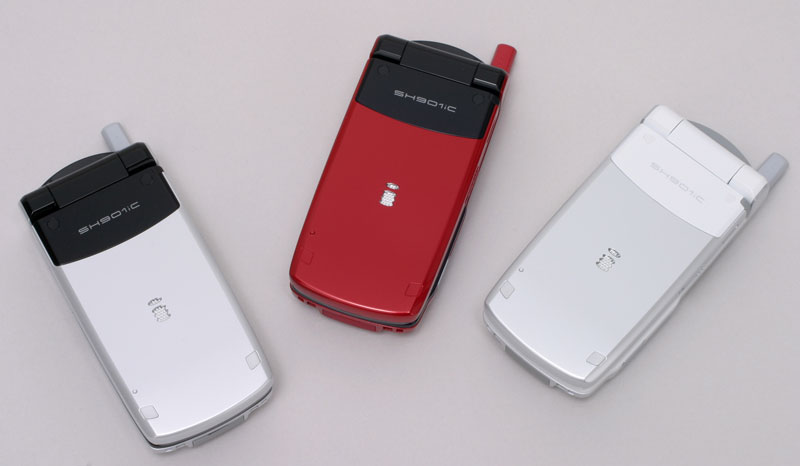 携帯がビデオデッキに～回転2軸のおサイフ携帯「SH901iC」 - ITmedia