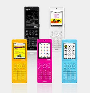 ウィルコム、「HONEY BEE」「X PLATE」「9（nine）＋」カラバリを2月20