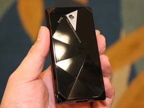 写真で解説する「Touch Diamond X04HT」（外観編） - ITmedia Mobile