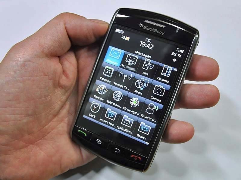 第2回 画面が“押せる”、新感覚のタッチ端末「BlackBerry Storm