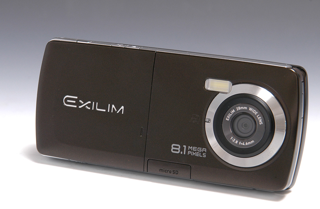 au版”とは機能も絵作りも違う――ソフトバンク「EXILIMケータイ 930CA