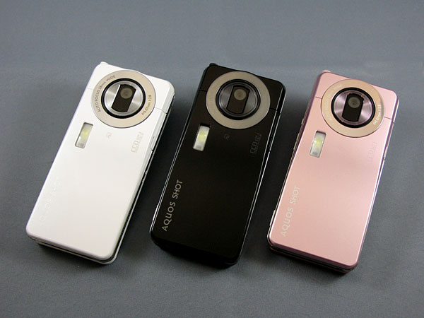 ケータイでもここまで撮れる！──「AQUOS SHOT SH003」1210万画素CCD