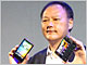 日本市場でも「年内に発売したい」：“Android新時代”の旗手——ロンドンで見たHTC「Desire HD」と「Desire Z」の実力