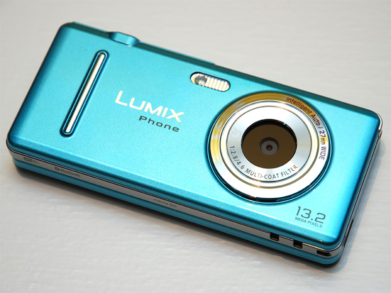 写真で解説するLUMIX Phone「P-03C」（外観編） - ITmedia Mobile