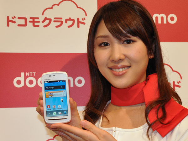 写真で解説する「ARROWS Me F-11D」（1/2 ページ） - ITmedia Mobile
