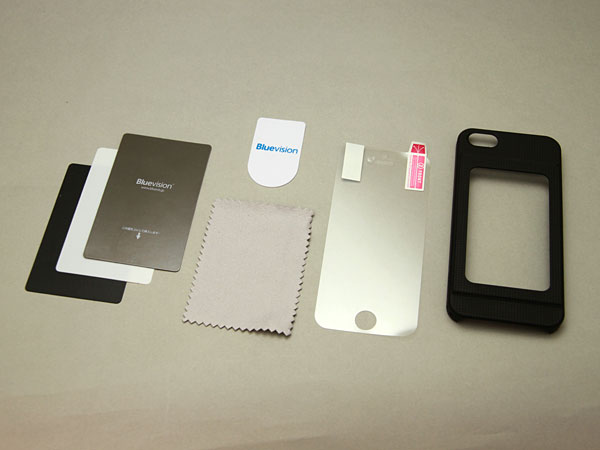 iPhone 5を“かざしたい”人へ――「Bluevision OsaifuSlim for iPhone 5