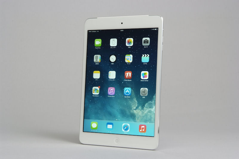 いつでもどこでも持ち運べる最高のタブレット”――iPad mini Retina