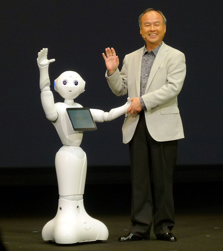 ソフトバンクの｢ペッパー｣、孫社長のロボットの夢実現には道険し -