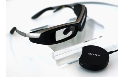 ソニー、アプリ開発者向け透過式メガネ型端末「SmartEyeglass 