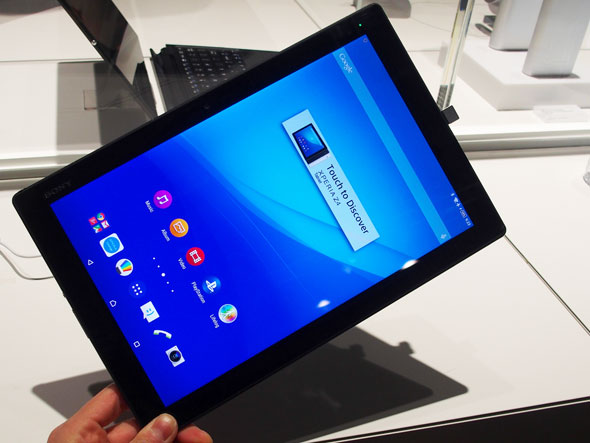 10 1型タブレット Xperia Z4 Tablet が実現した驚きの薄さと軽さを写真で見る Itmedia Mobile