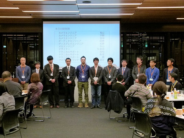 au ~ Xperia I[i[Yp[eB[