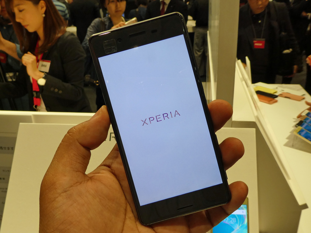 Xperia X Performance So 04h がグローバル版と違う3つのポイント Itmedia Mobile