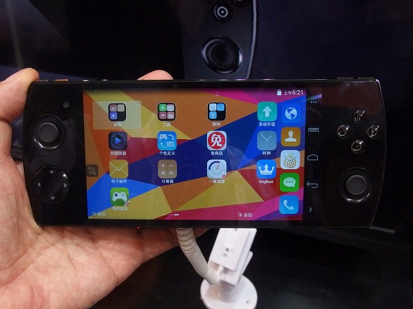打倒ps Vita ゲーム機型スマホで復活をかける中華メーカー 山根康宏の海外モバイル探訪記 Itmedia Mobile