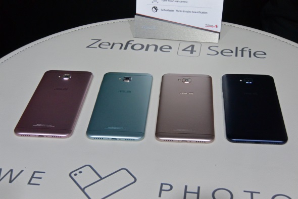 ZenFone 4 Selfie.ZenFone 4 Selfie̓[YsNiRose PinkjA~gO[iMint GreenjATCgS[hiSunlight GoldjAfB[vV[ubNiDeepsea Blackj4FWJ