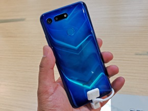 HONOR View20