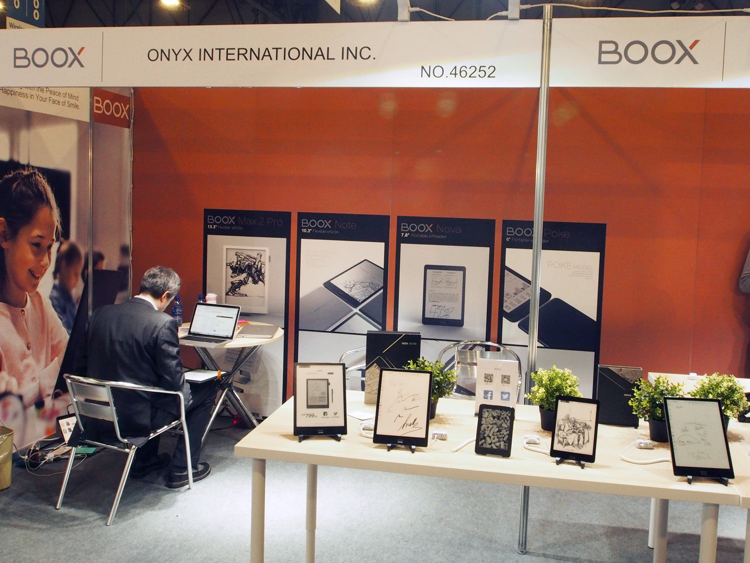 打倒iPad Pro」なBOOXのペン付き電子ペーパータブレットに触れた：山根