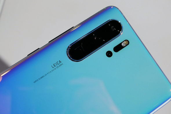 HUAWEI P30