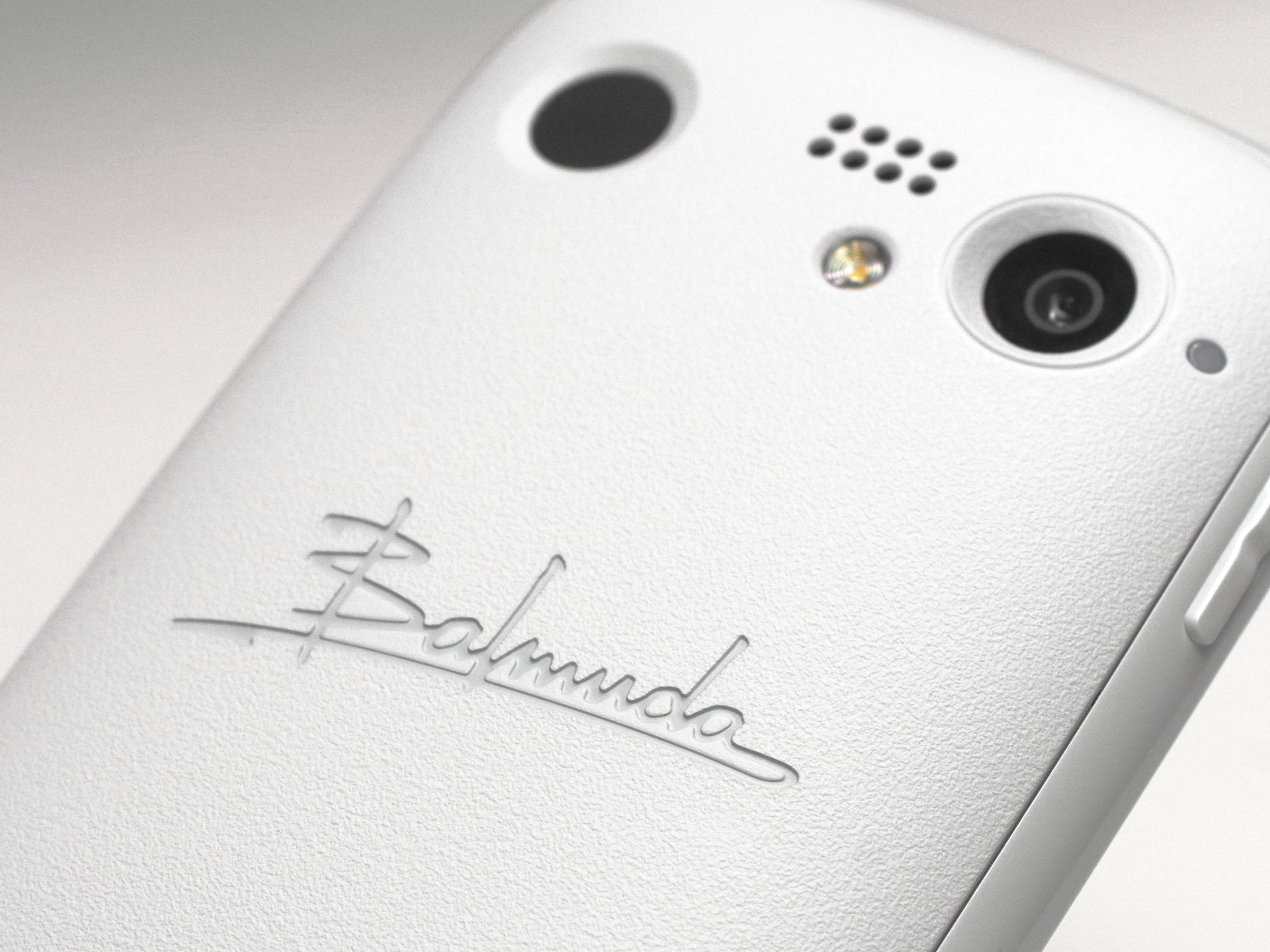 限定モデル バルミューダフォン BALMUDA Phone ホワイト ソフトバンク 