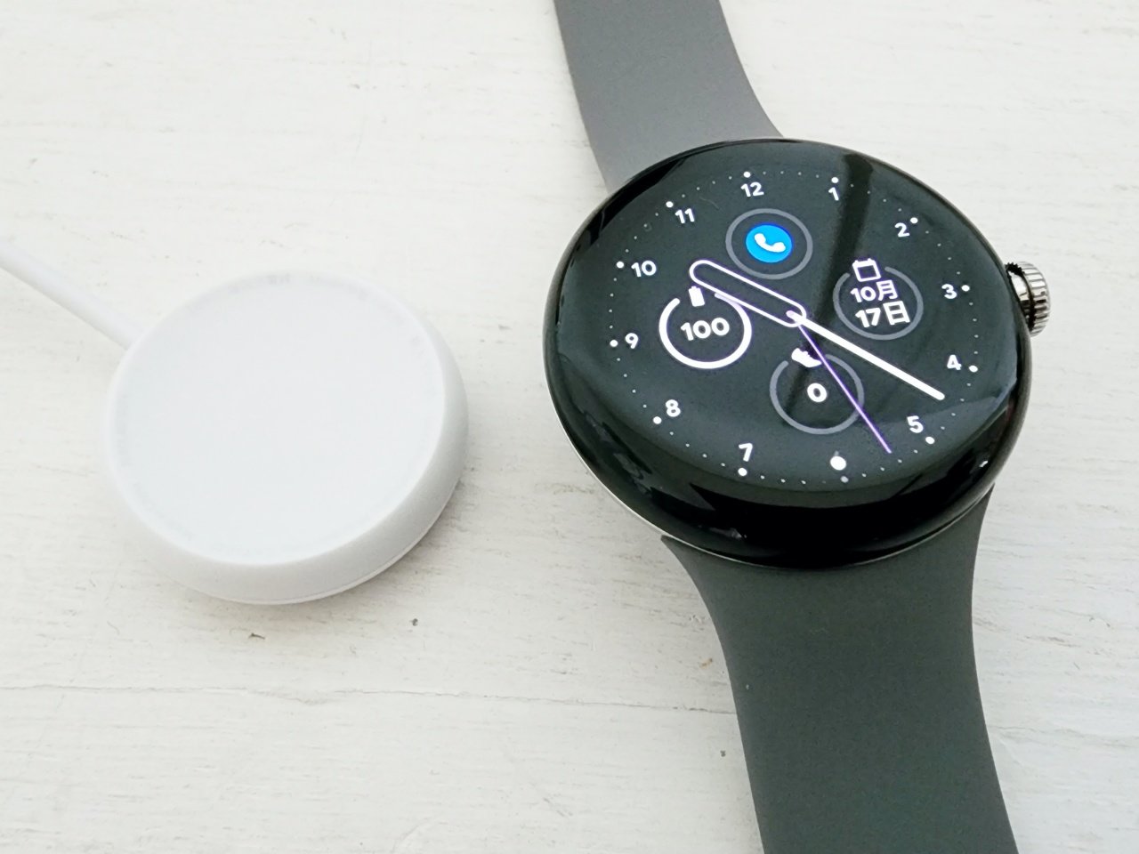 Pixel Watch、純正以外の充電器では充電できず Googleが明らかに（要約