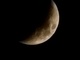 月をきれいに撮れるスマホは？　「皆既月食の撮影」は至難の業