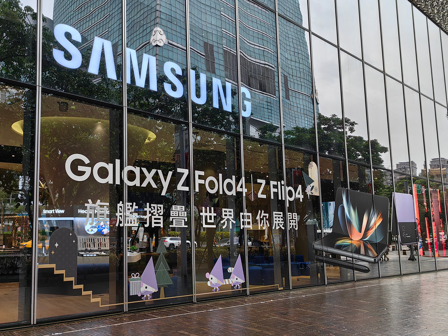 日本特化の「Galaxy A23 5G」、海外版はスペックも大きさも全く違う