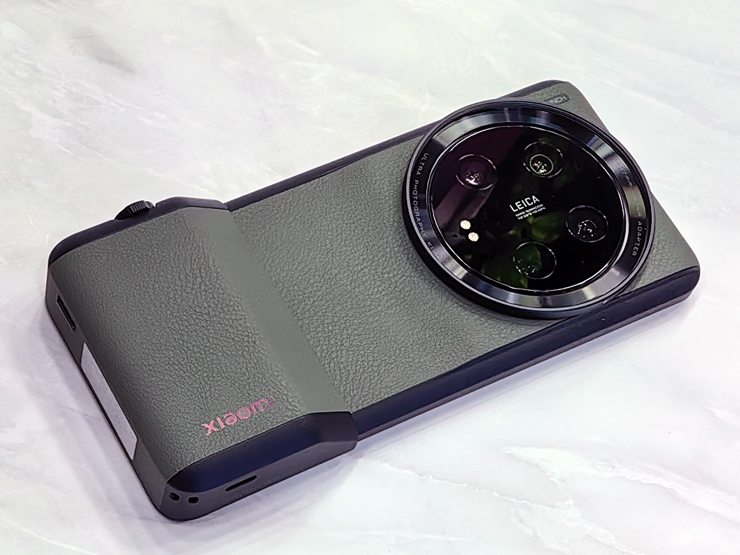 Xiaomi 13 Ultra」をデジタルカメラに変身させるキットがスゴい 中国 
