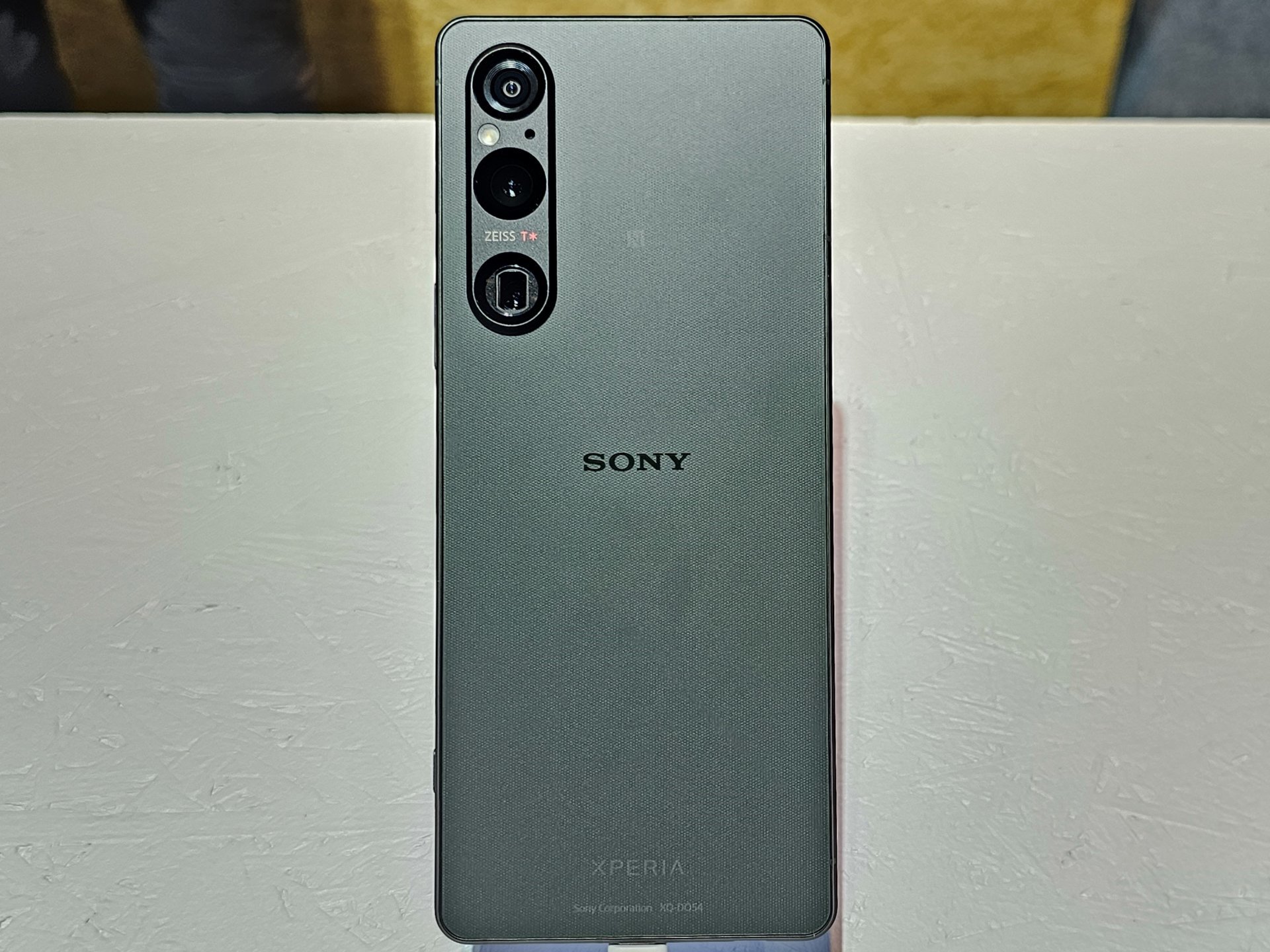 sonyスマホ 販売 時計が起動しない