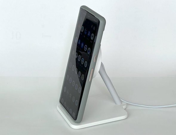 Apple iOS 17 Forte for iPhone with MagSafe iPhone 15 X^h X^oC