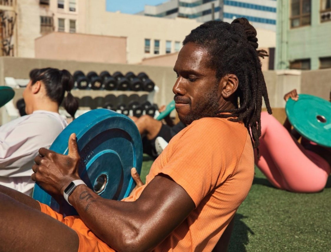 Fitbit Charge6 トラッカー おまけつき Fitbitが新型トラッカー