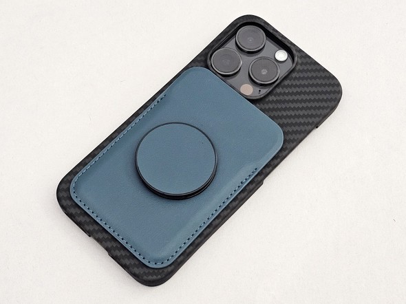 Ultra Slim��Light DURO�P�[�X�Ƒg�ݍ��킹��